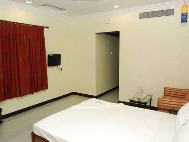Shri Perumal Inn Pondicherry Quarto foto