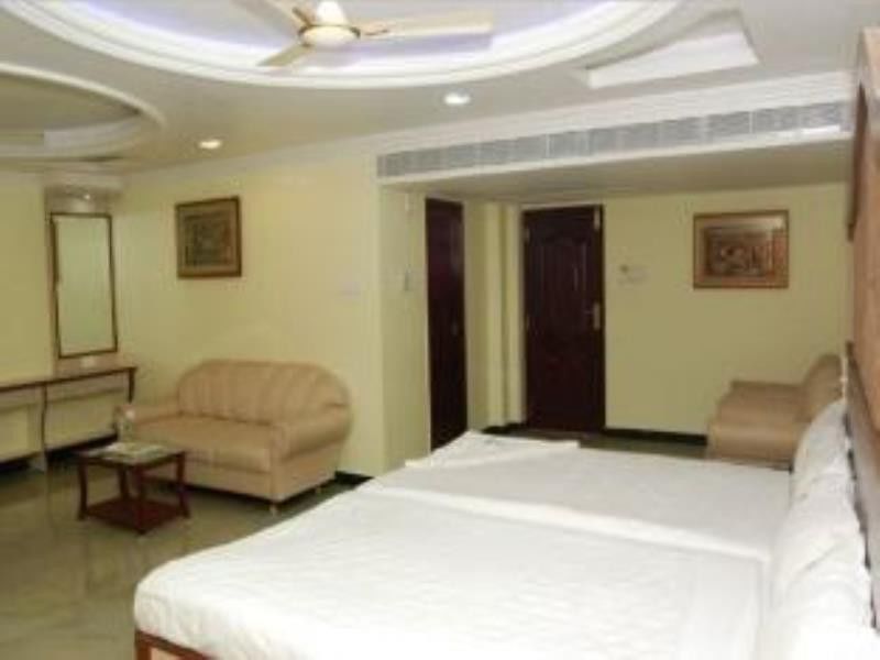 Shri Perumal Inn Pondicherry Exterior foto